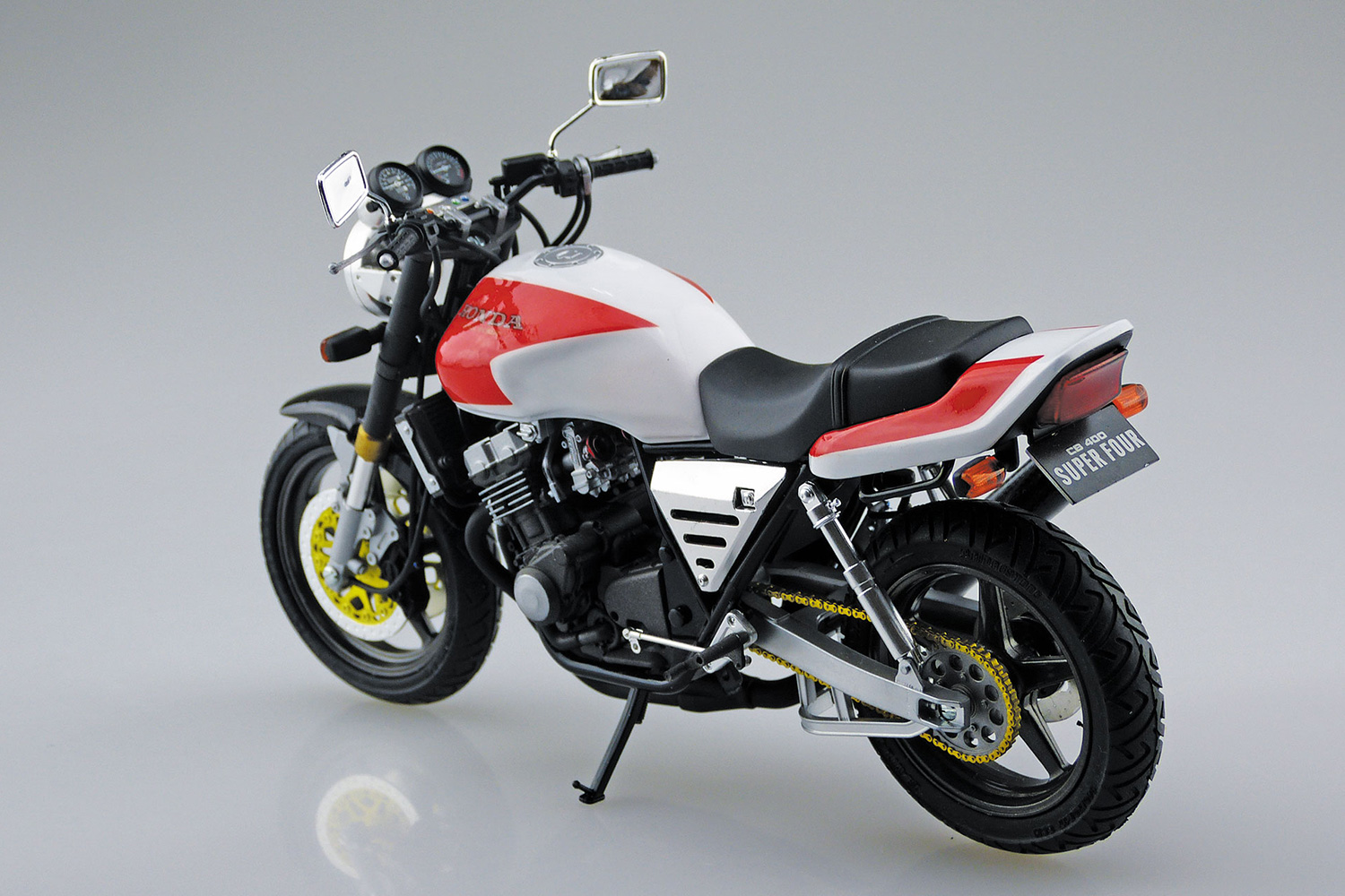 1/12 HONDA NC31 CB400 SUPER FOUR '92 With CUSTOM PARTS｜AOSHIMA｜English